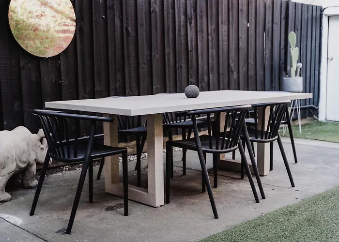 Your Home On Smith St Collingwood Melbourne With Parking
